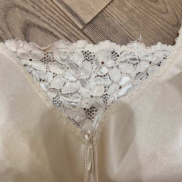 Nude bra size 44B - Picture 3 of 9